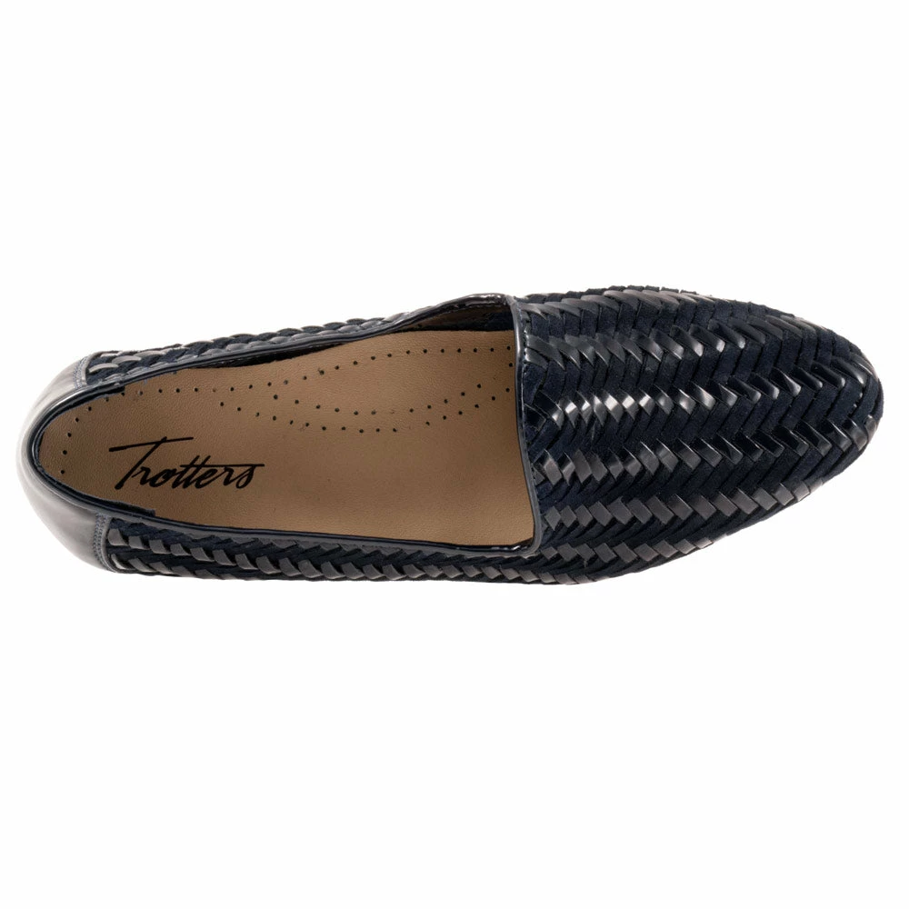 Trotters Liz III Slip-On Navy/Navy Patent (Women's) 9 Trotters Liz III Slip-On Navy/Navy Patent (Women's) - Image 7