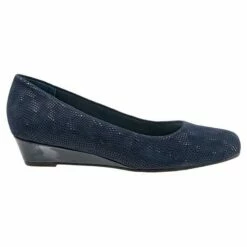 Trotters Lauren Navy 3D Patent Suede (Women's) 10 Trotters Lauren Navy 3D Patent Suede (Women's) -Johns Runwalk Shop pic3 8f5c42e8 afab 4df7 a0d2 300988125cd1